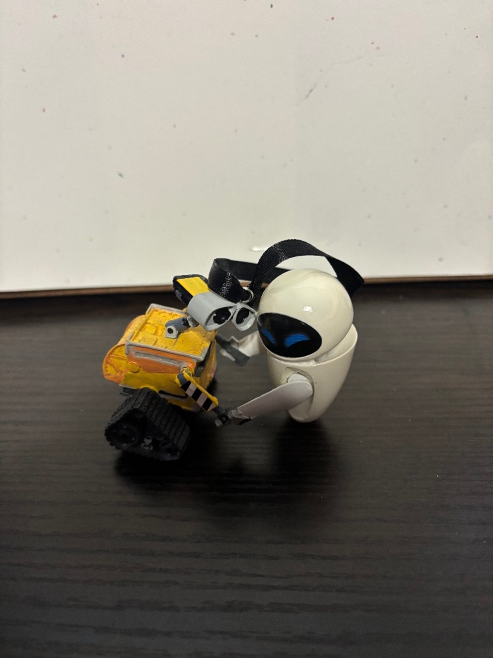 Disney Wall-e and Eva Ornament